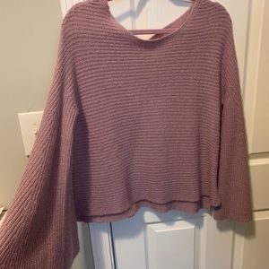 Bell sleeves sweater
